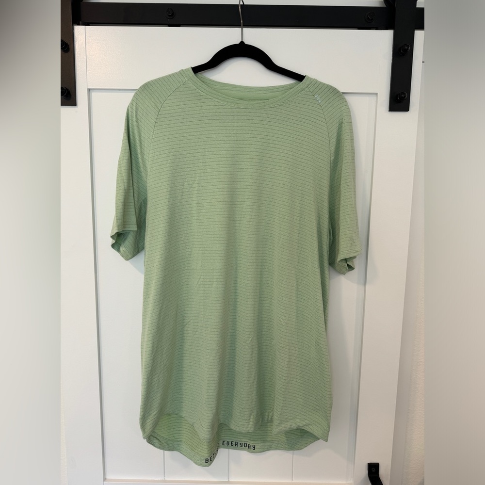 Lululemon XL license to train Mint color